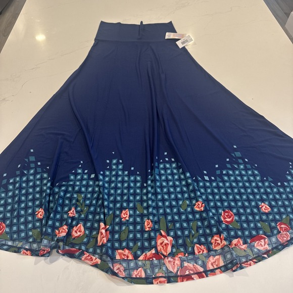 Lularoe Maxi Skirt NWT Small Blue W Floral Print LR 103 - Picture 1 of 5